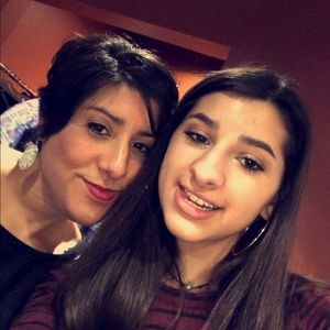 Meet your Posher, Adriana